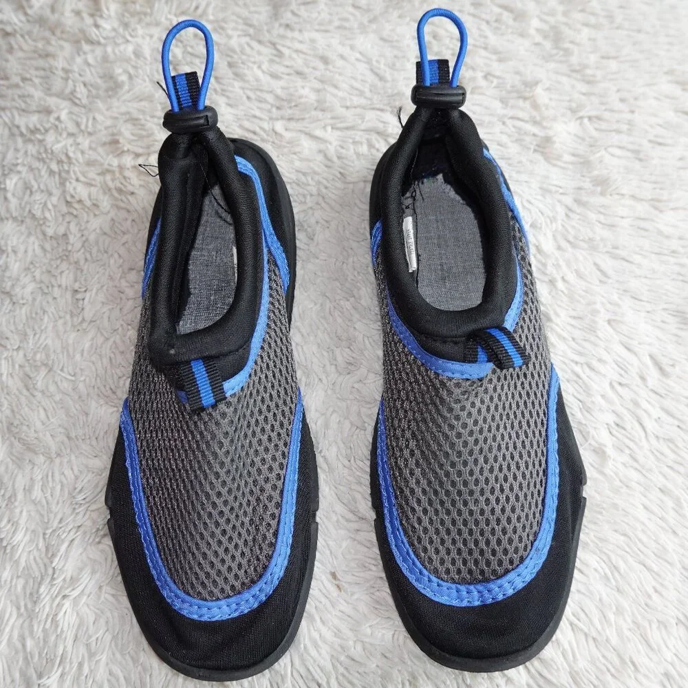 Boys Size 13/1 C9 by Champion Aqua Socks Swim Water Shoes Mesh, Black and Blue